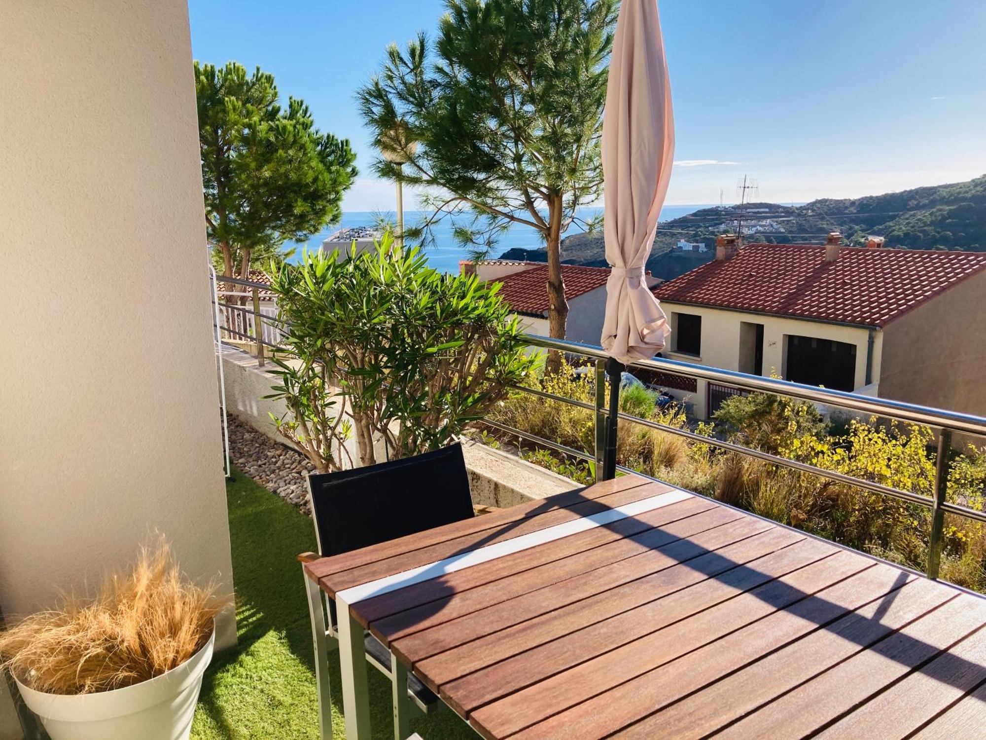 Residence Costa Vermella, Vue Mer Et Montagne Au Calme Cerbère Exteriér fotografie